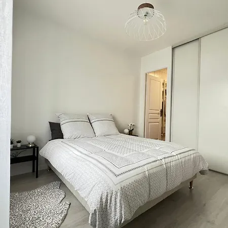 Appartement Coquelicot 25Km Paris Et Disney Pontault-Combault Exterior photo